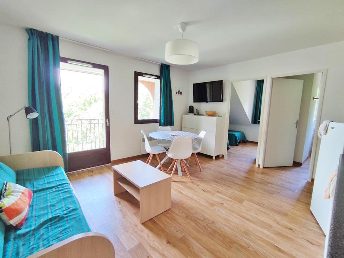 Ferienwohnung T3 Les Jardins De Ramel, Parking, Balcon, Ascenseur, 5 Personnes Bagnères-de-Luchon Exterior foto